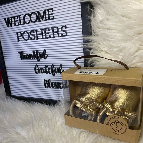 NIB First Steps Baby Gold Moccasin Shoes - Picture 5 of 8